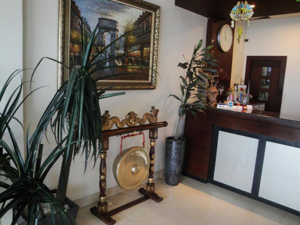 Imperial Hotel Kendari Zewnętrze zdjęcie