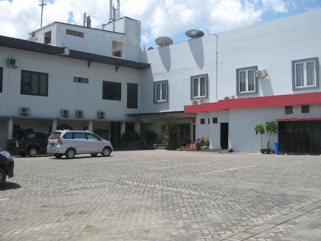Imperial Hotel Kendari Zewnętrze zdjęcie